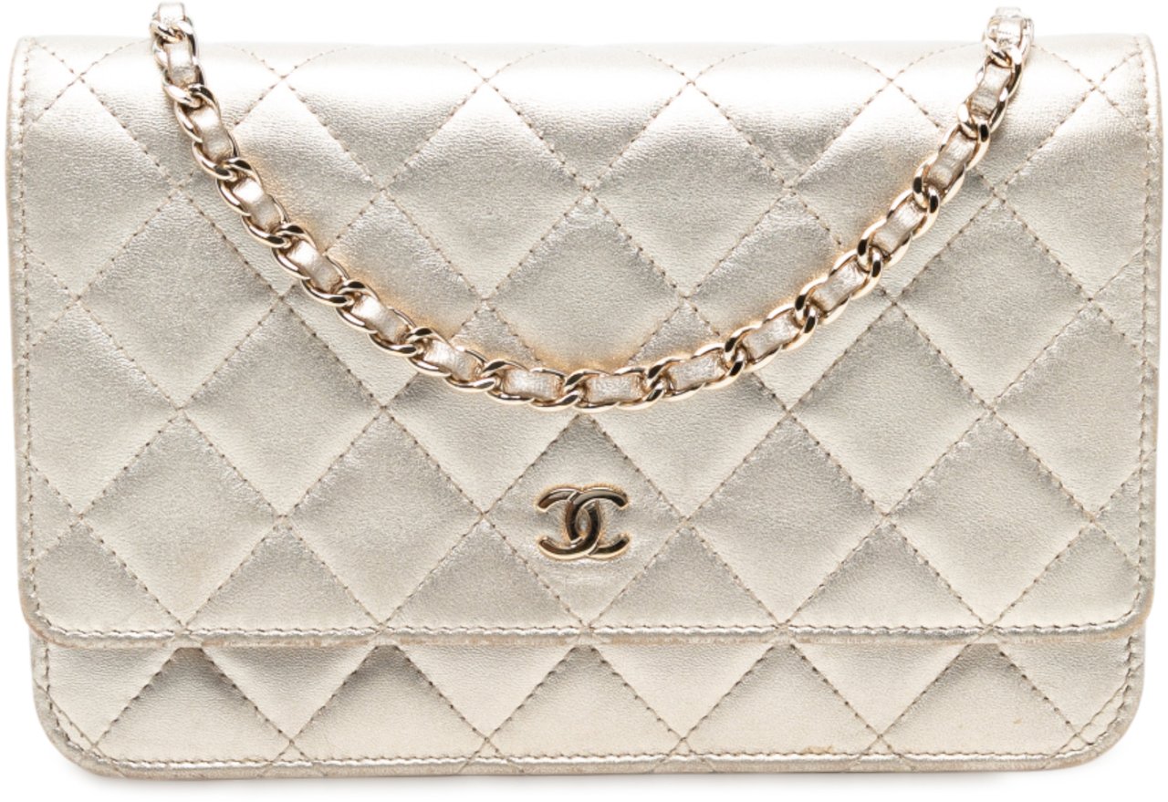 Chanel CC Quilted Metallic Lambskin Wallet on Chain Goud