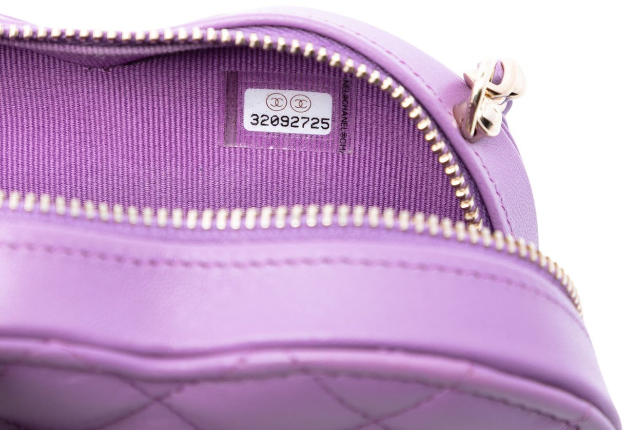Chanel Mini Lambskin CC in Love Heart Crossbody Paars