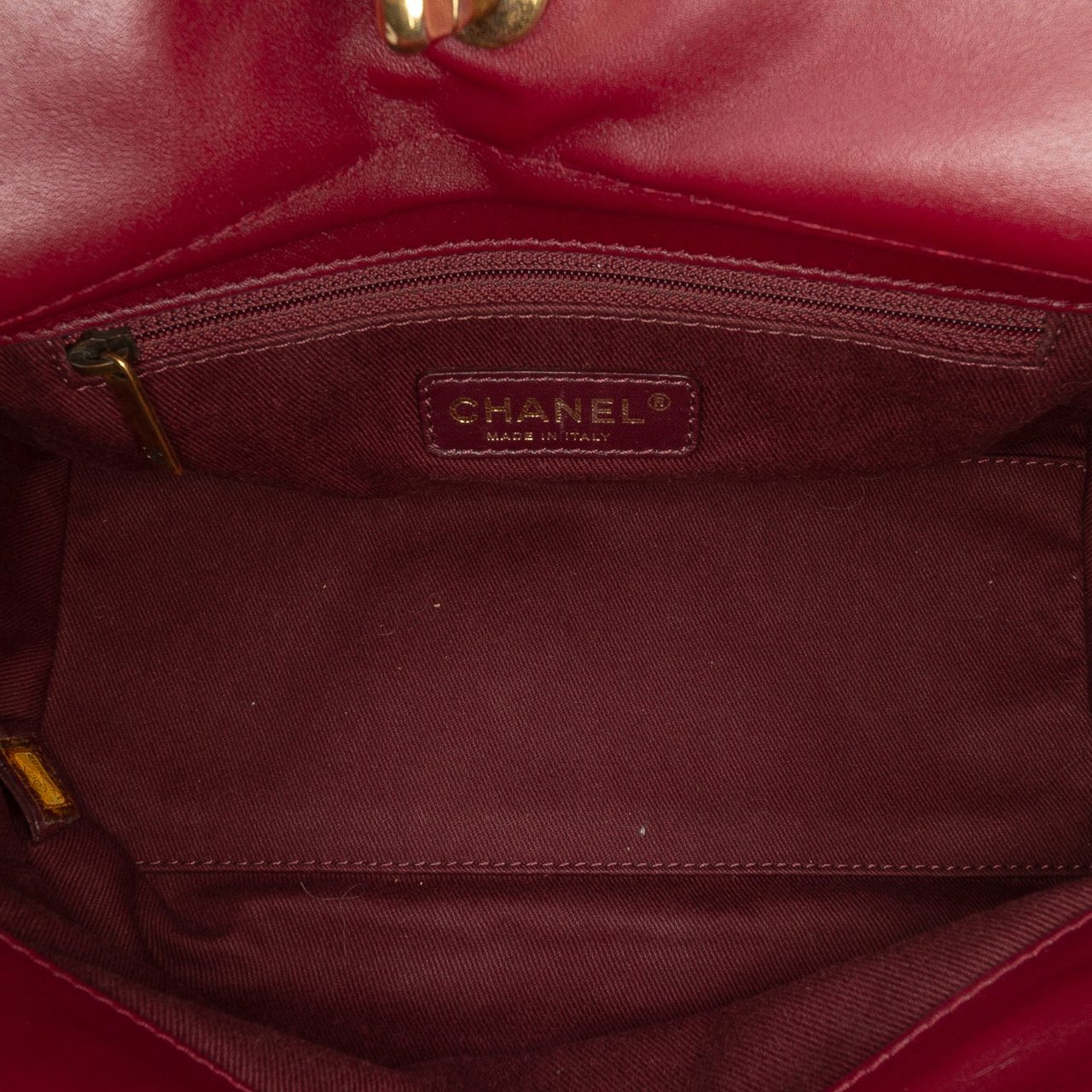 Chanel Small Quilted Calfskin Perfect Edge Tote Rood