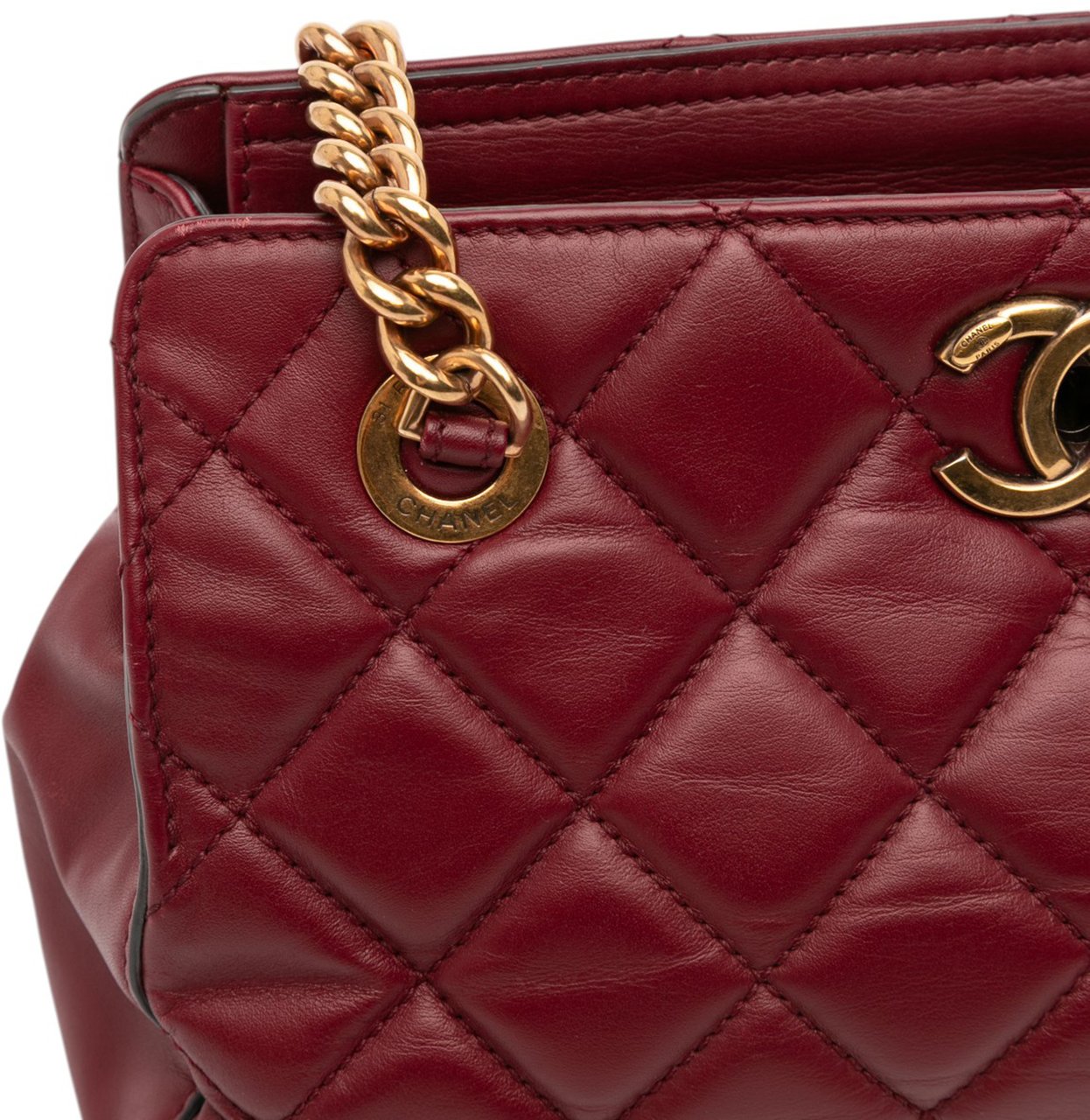 Chanel Small Quilted Calfskin Perfect Edge Tote Rood