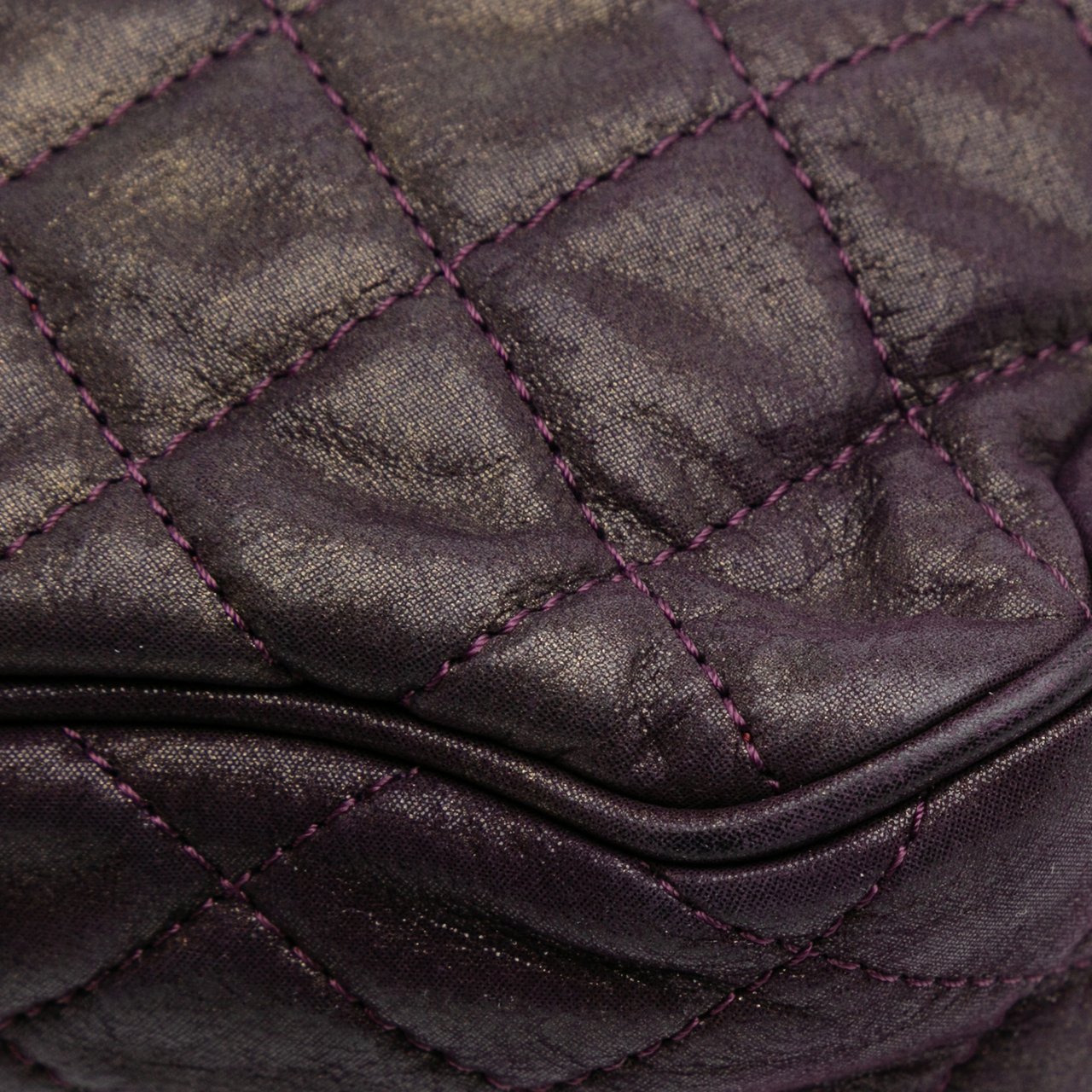 Chanel Small Quilted Iridescent Calfskin Shiva Flap Paars