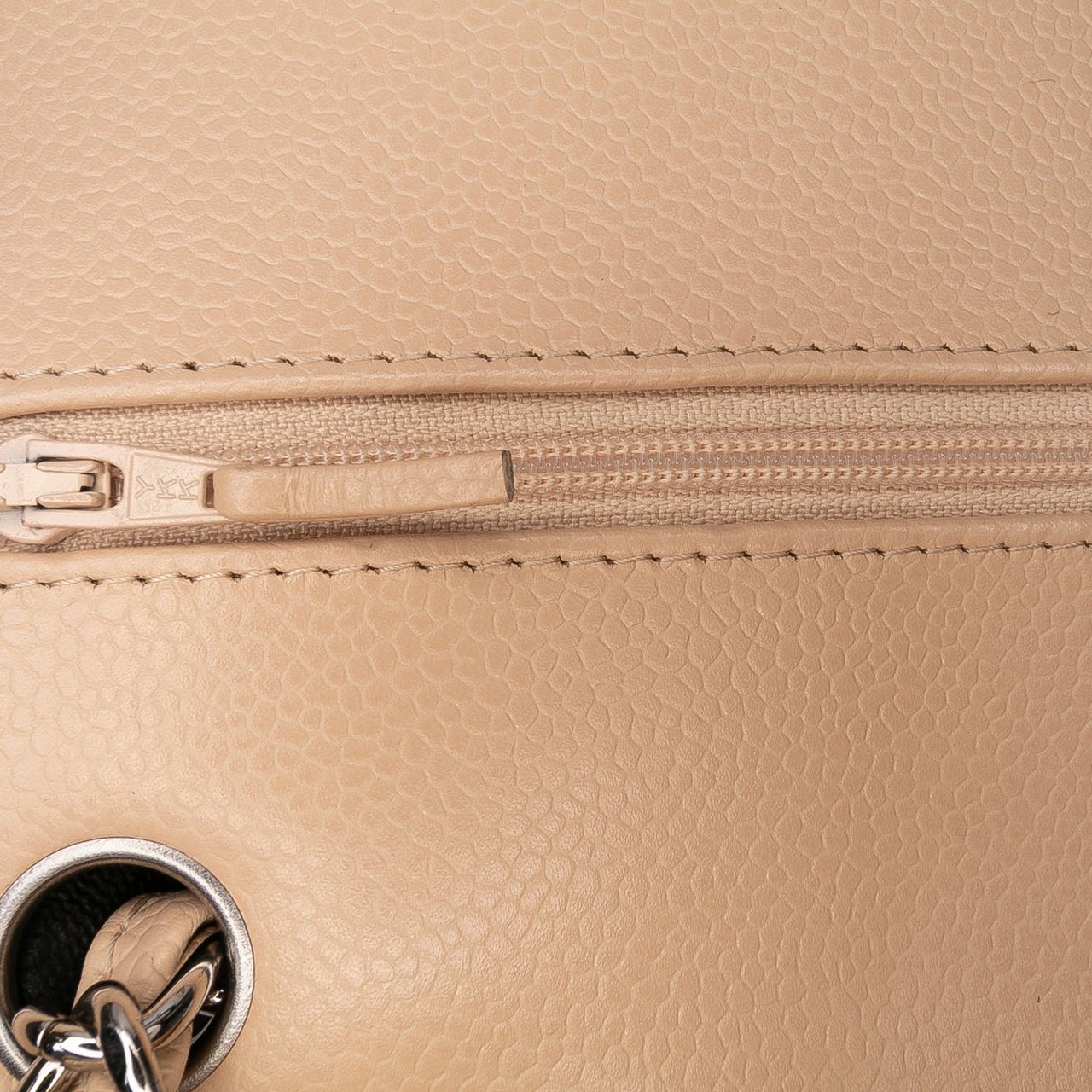 Chanel Jumbo Classic Caviar Double Flap Bruin