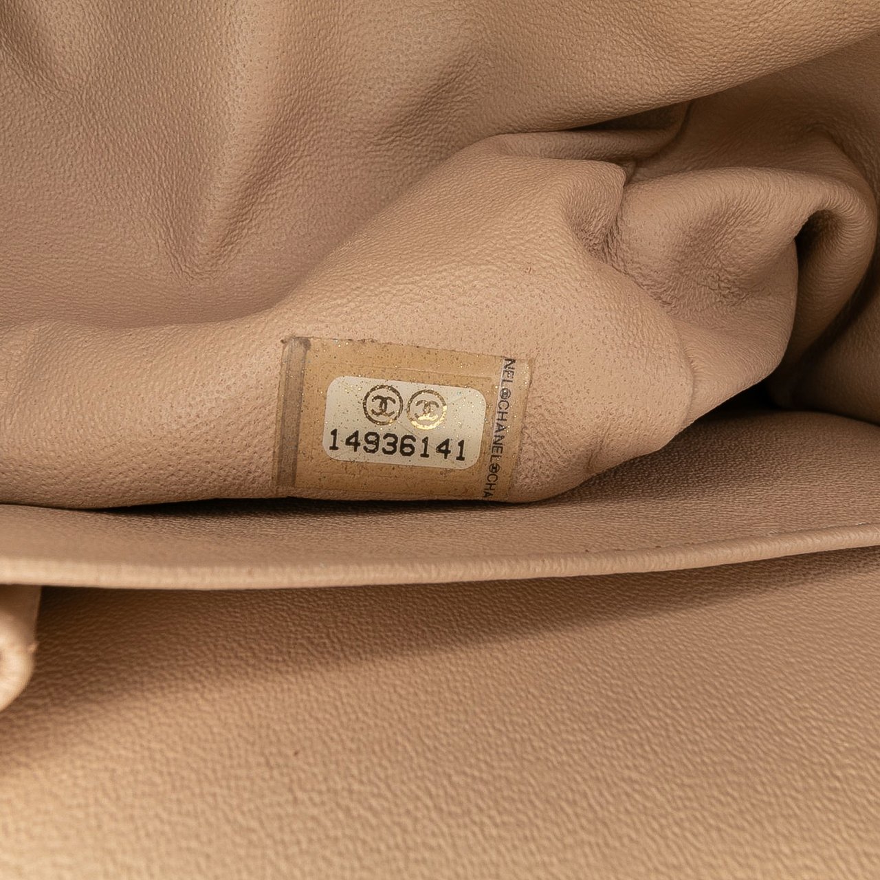 Chanel Jumbo Classic Caviar Double Flap Bruin