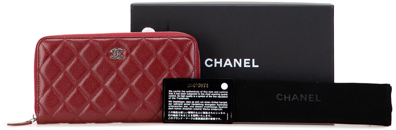Chanel CC Quilted Caviar Zip Around Long Wallet Rood