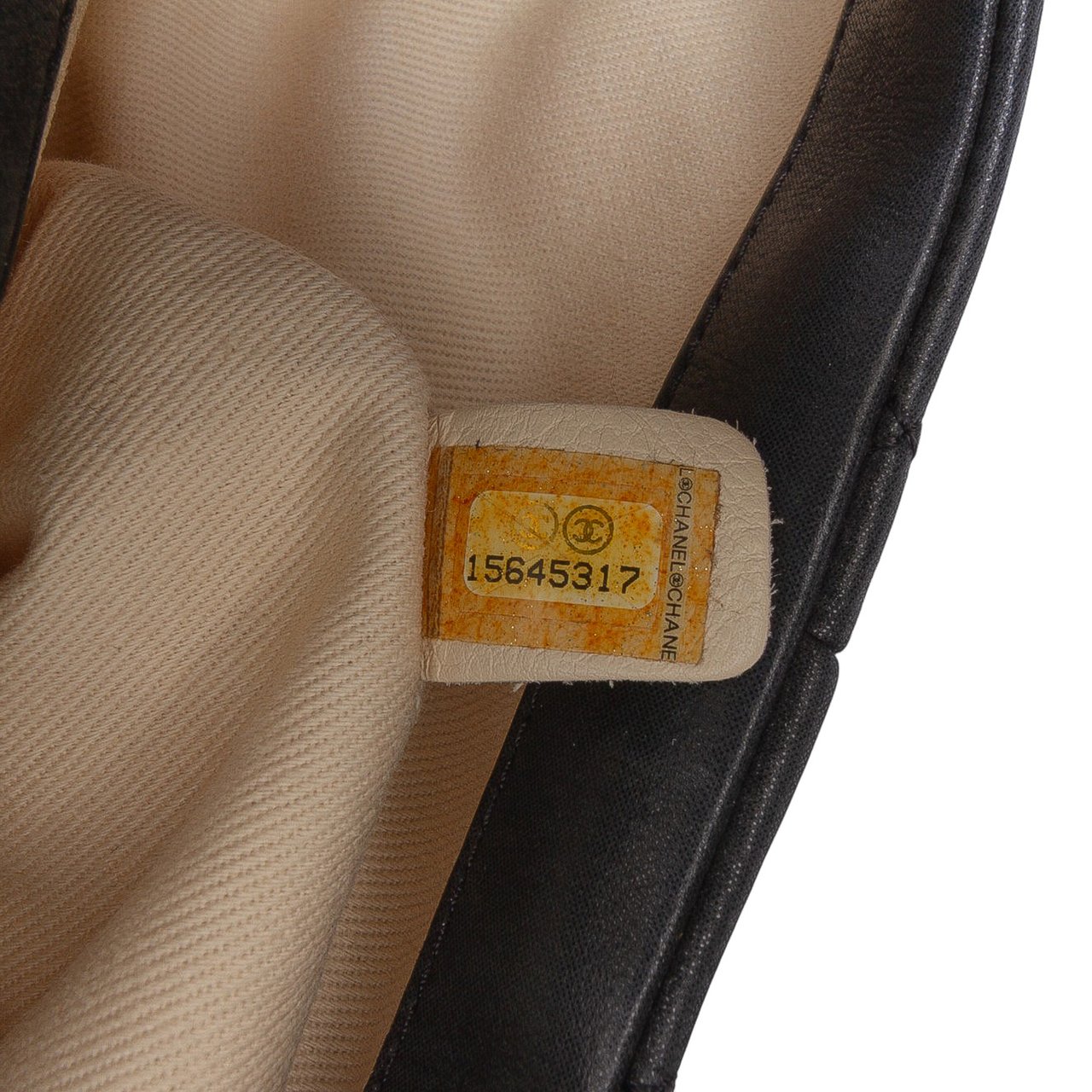 Chanel Quilted Calfskin Chic Quilt Flap Zwart