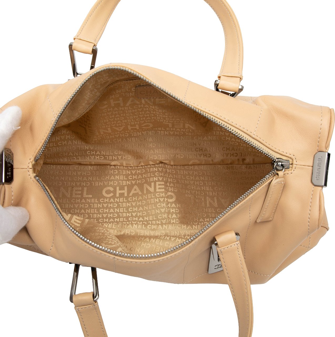 Chanel CC Square Quilted Lambskin Handbag Bruin