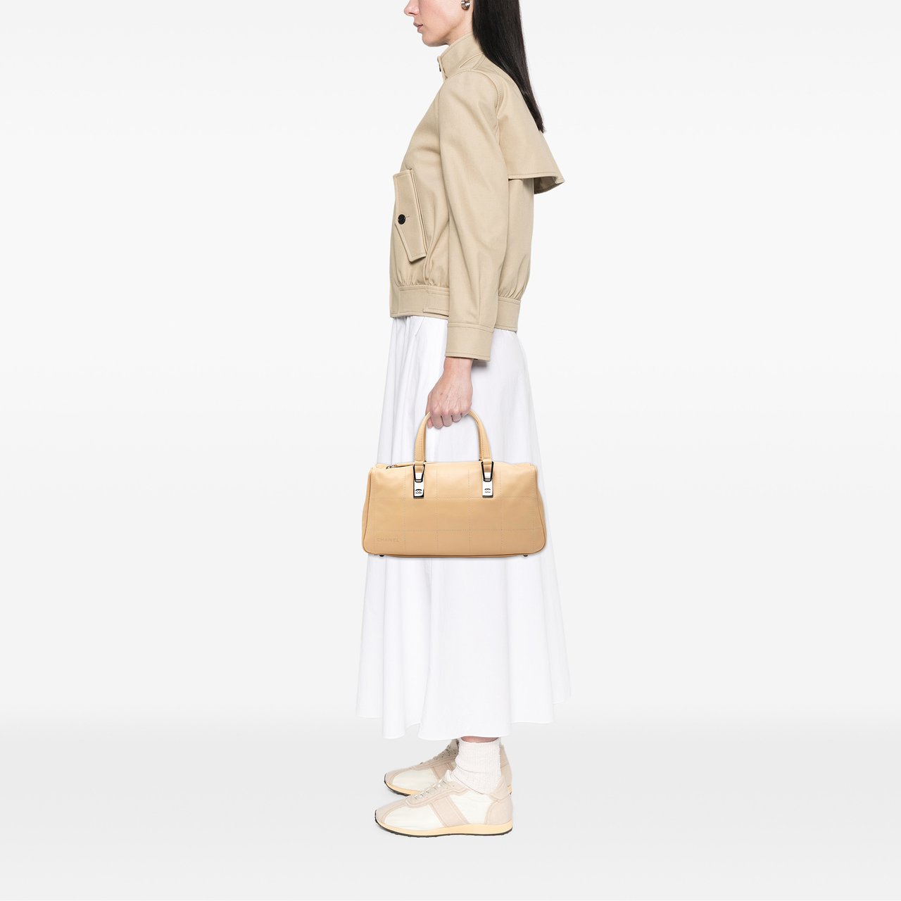 Chanel CC Square Quilted Lambskin Handbag Bruin