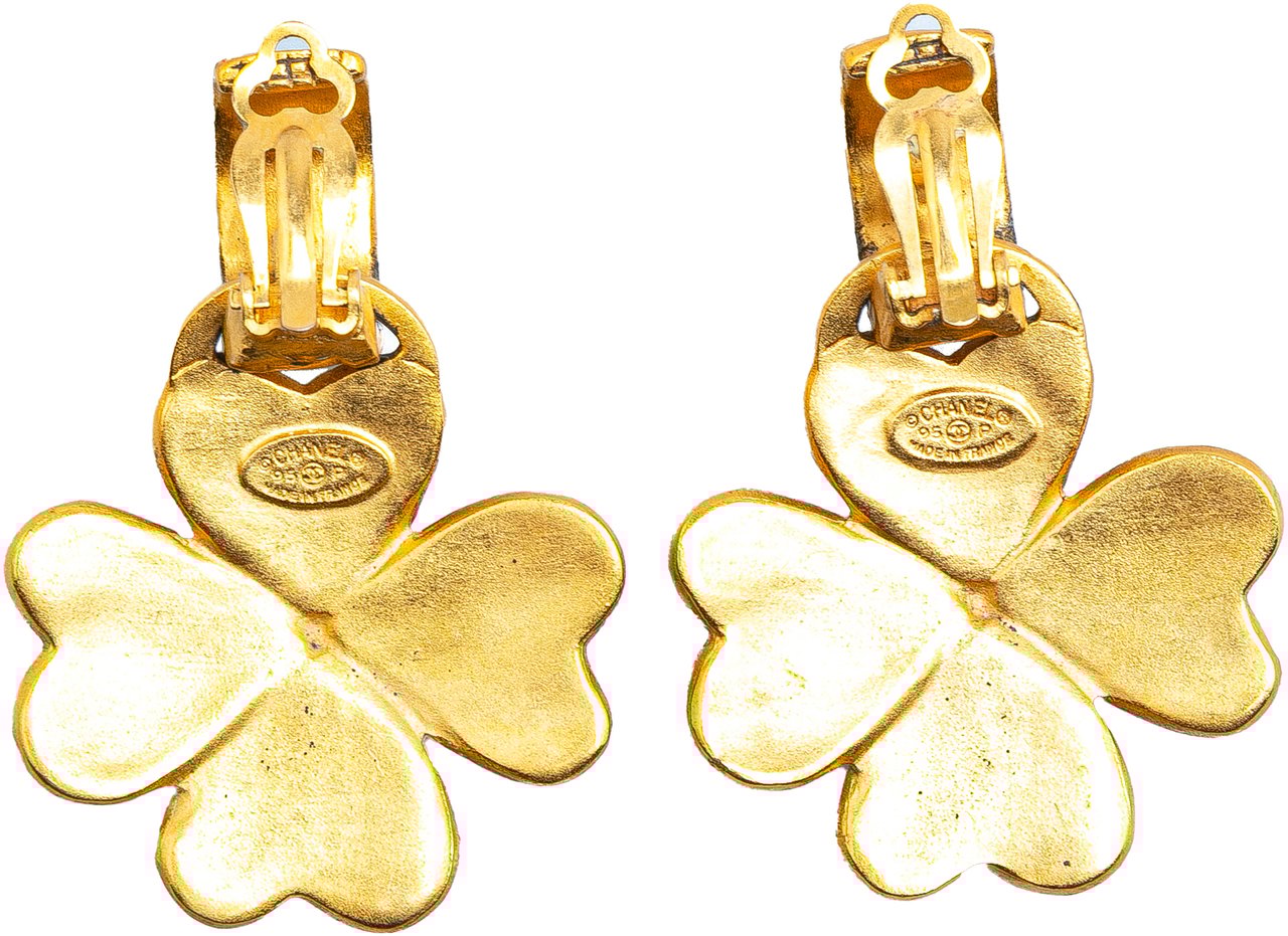 Chanel Gold Plated CC Clover Clip on Earrings Goud