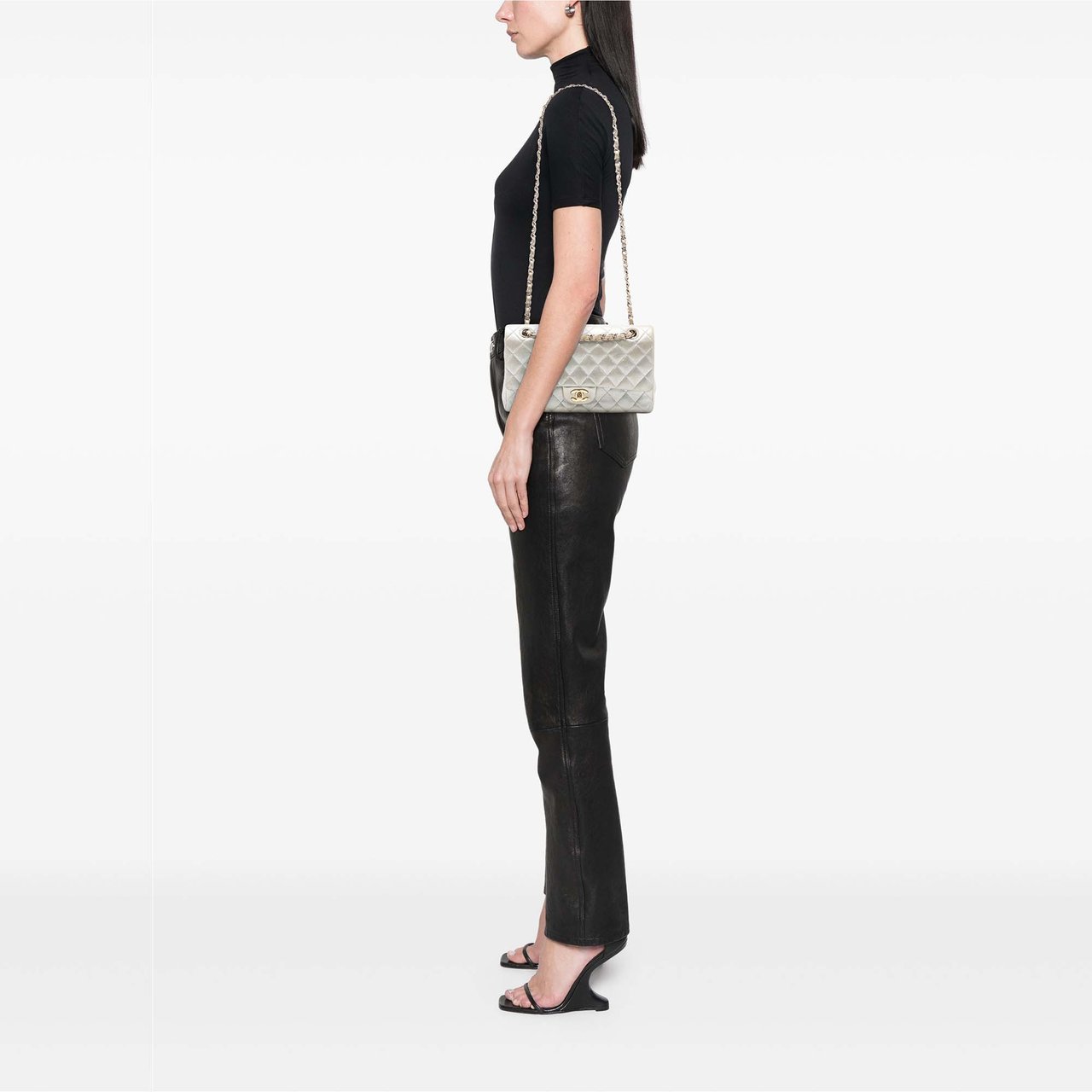 Chanel Medium Classic Iridescent Lambskin Double Flap Goud