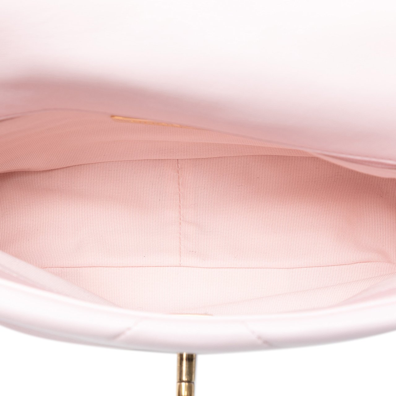 Chanel Medium Lambskin 19 Flap Roze