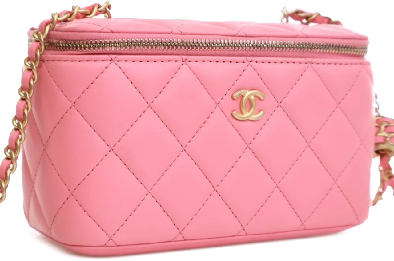 Chanel Small Quilted Lambskin Pearl Crush Vanity Case with Chain Roze
