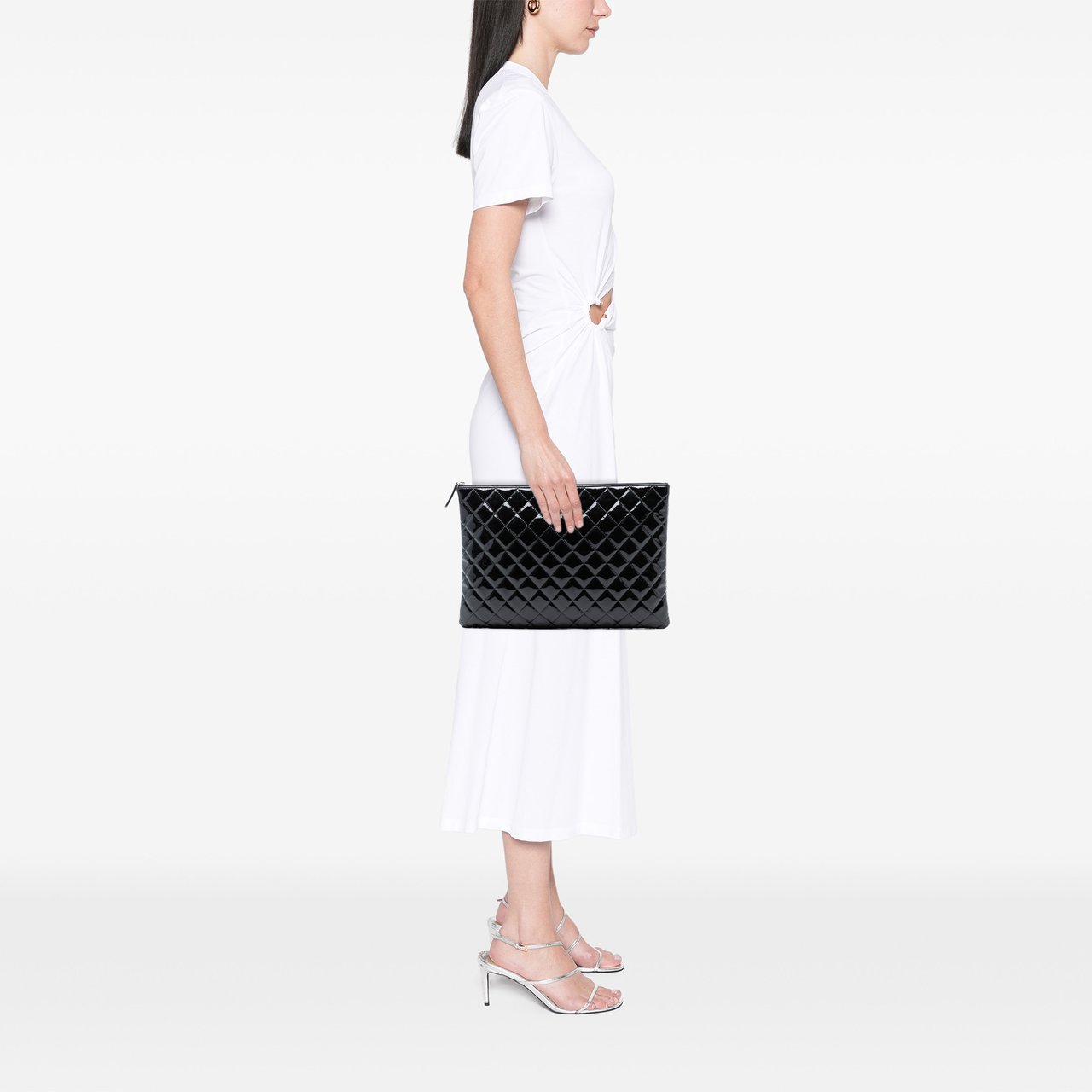 Chanel Large Quilted Patent O Case Clutch Zwart