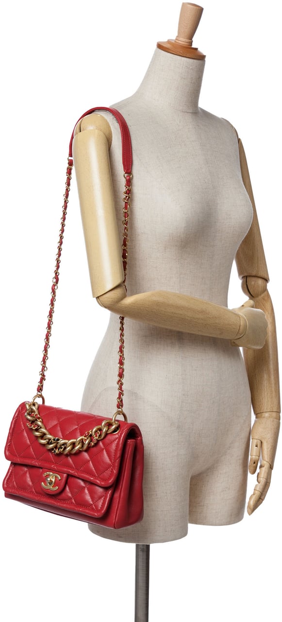 Chanel Small Quilted Lambskin Chain Link Flap Rood