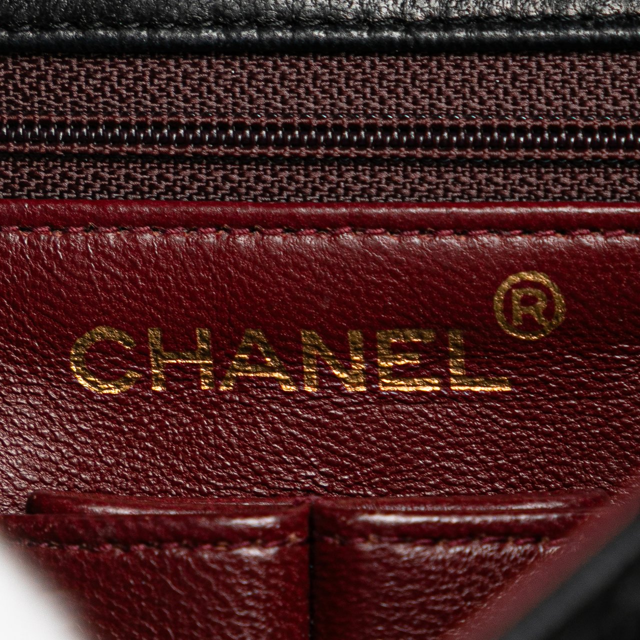 Chanel Small Square Quilted Lambskin Flap Zwart