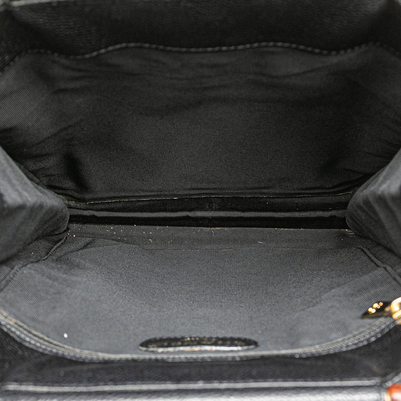 Chanel CC Caviar Wood Top Handle Tote Zwart