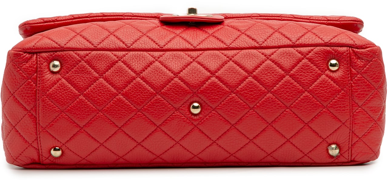 Chanel XXL Quilted Calfskin Travel Flap Rood