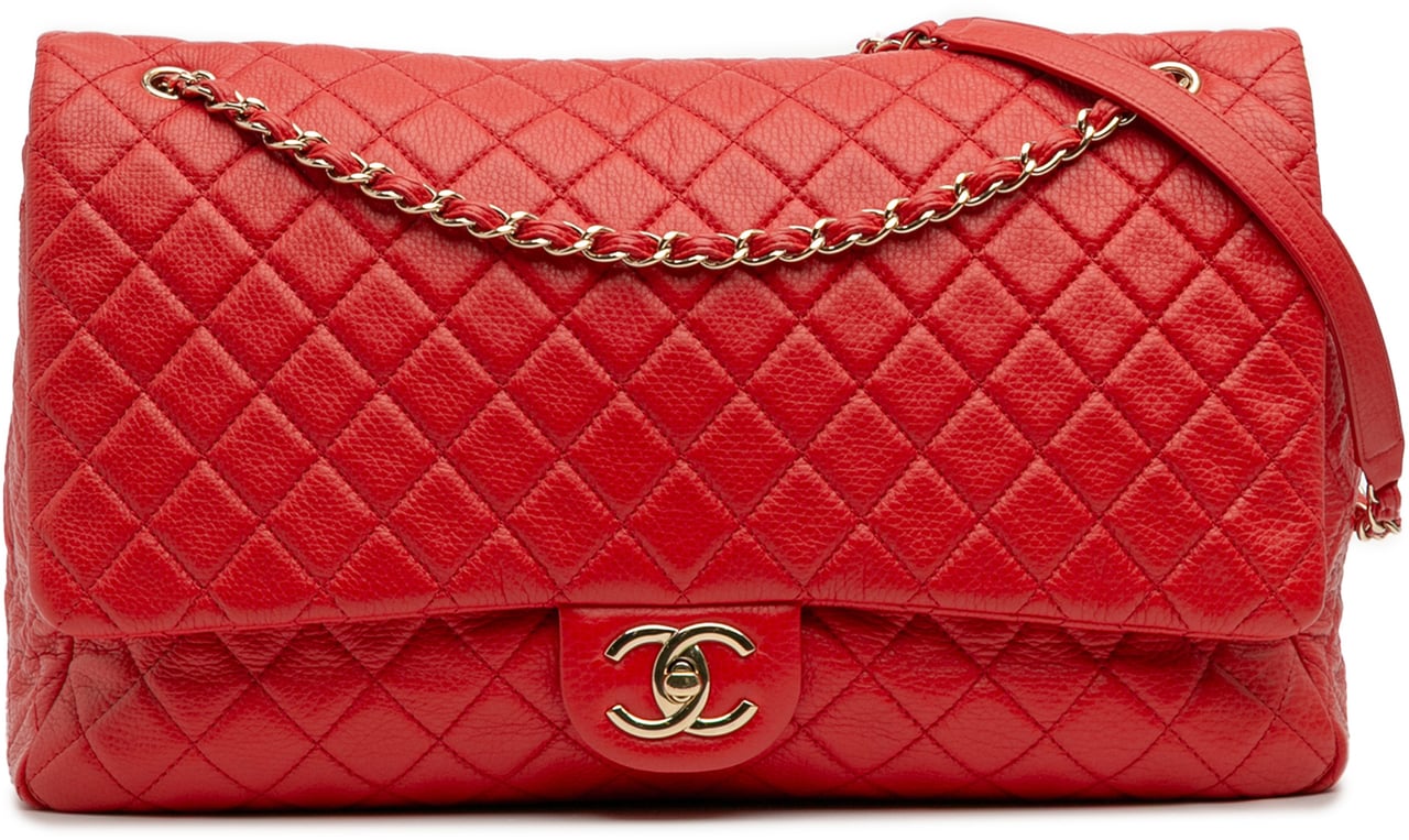Chanel XXL Quilted Calfskin Travel Flap Rood