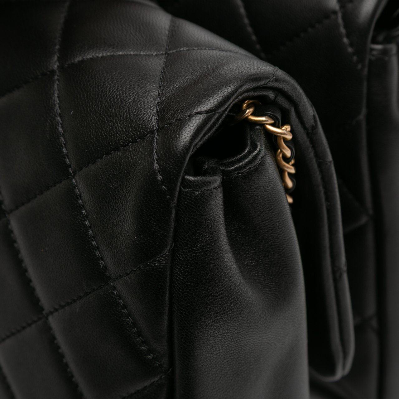 Chanel CC Quilted Lambskin Side Packs Crossbody Zwart