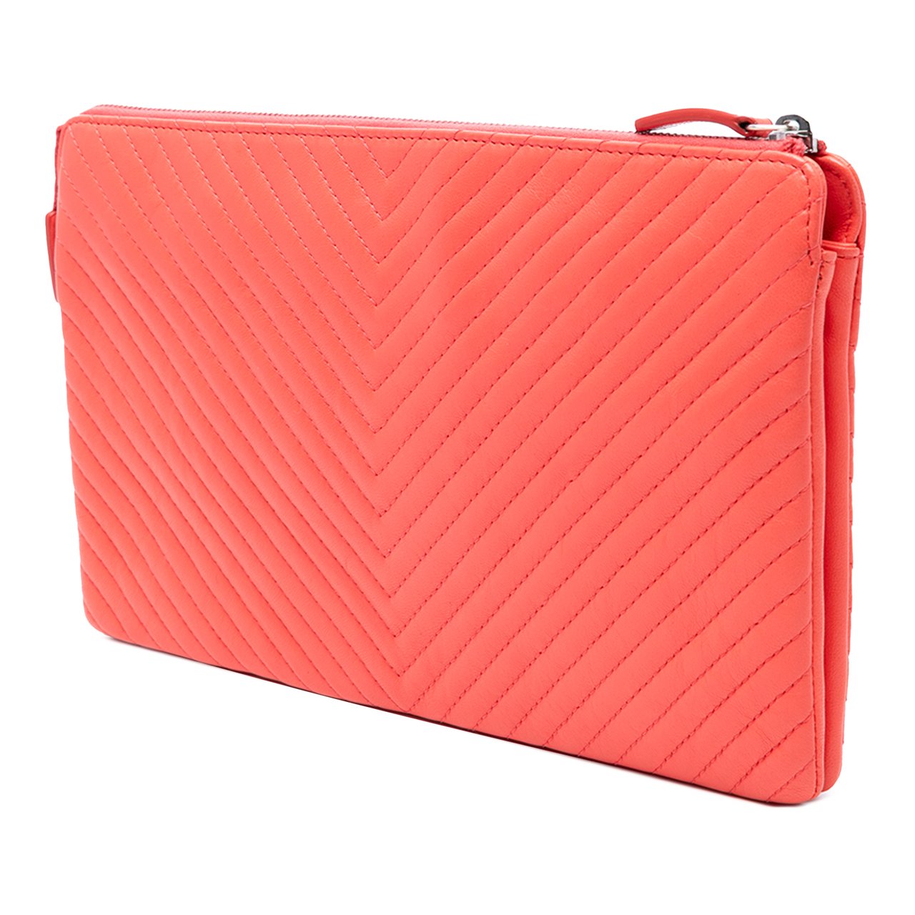 Chanel CC Chevron Calfskin Zip Clutch Oranje