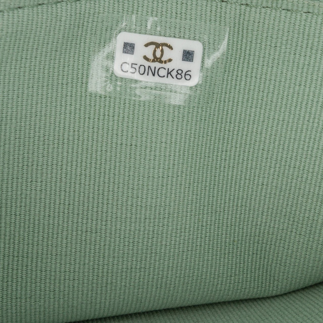Chanel Quilted Lambskin 19 Wallet on Chain Groen