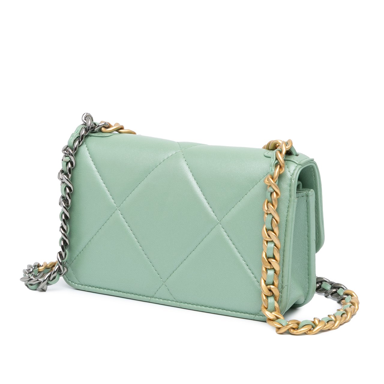 Chanel Quilted Lambskin 19 Wallet on Chain Groen