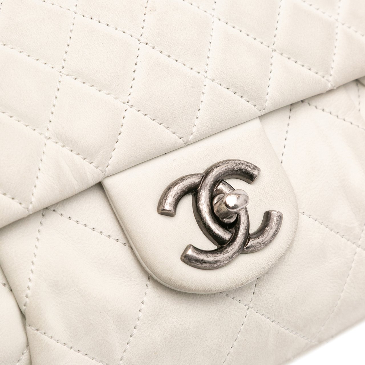 Chanel Large Iridescent Calfskin Chic Quilt Flap Wit
