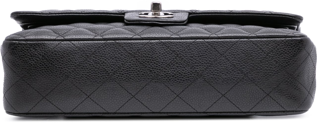 Chanel Medium Classic Caviar Double Flap Zwart