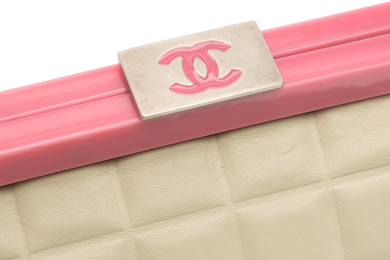 Chanel Chocolate Bar Lambskin Frame Bag Wit