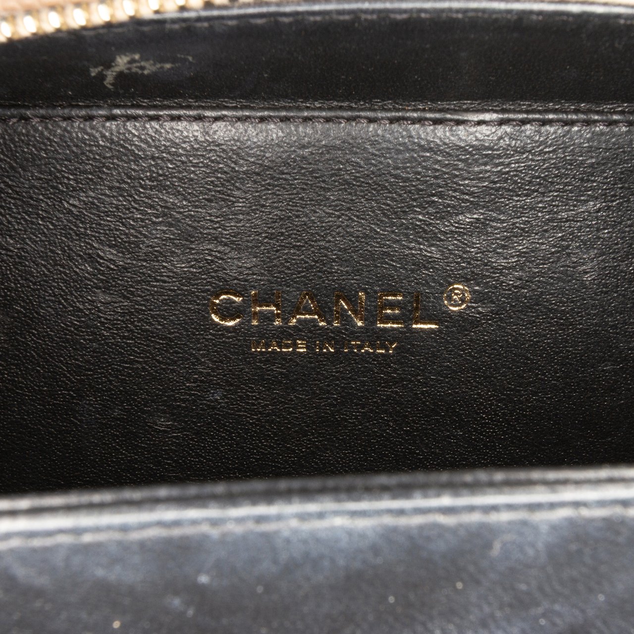 Chanel Small Caviar CC Filigree Vanity Case Bruin