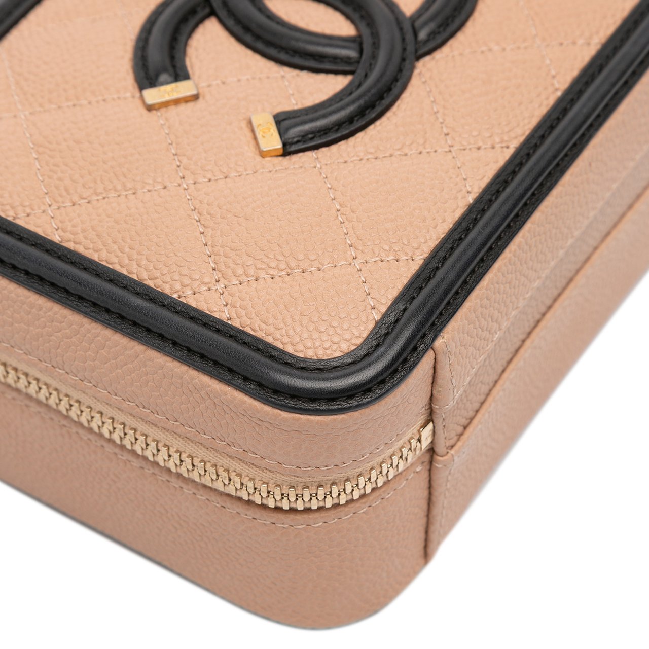 Chanel Small Caviar CC Filigree Vanity Case Bruin