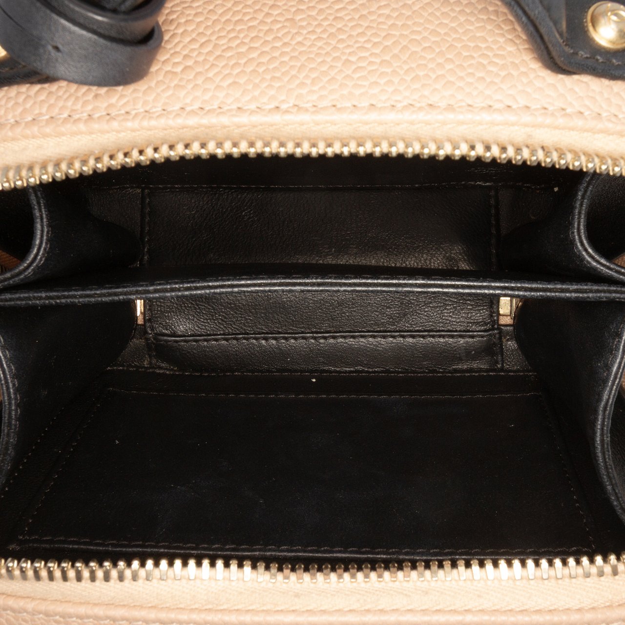 Chanel Small Caviar CC Filigree Vanity Case Bruin