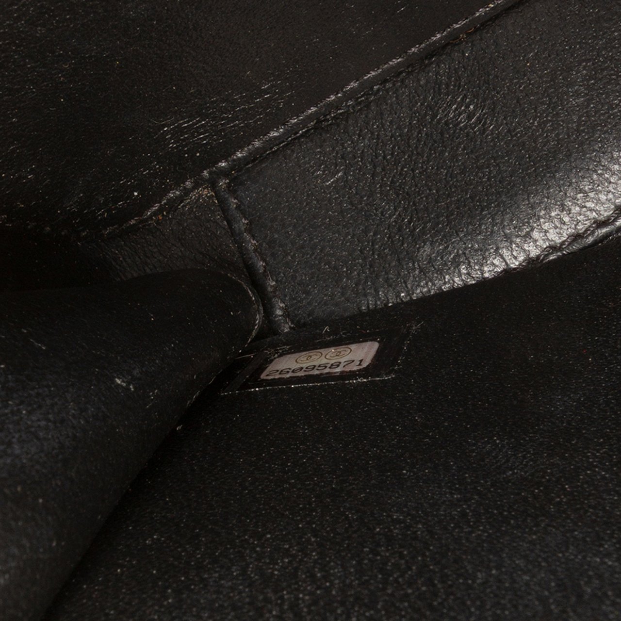 Chanel Small Caviar CC Filigree Vanity Case Bruin