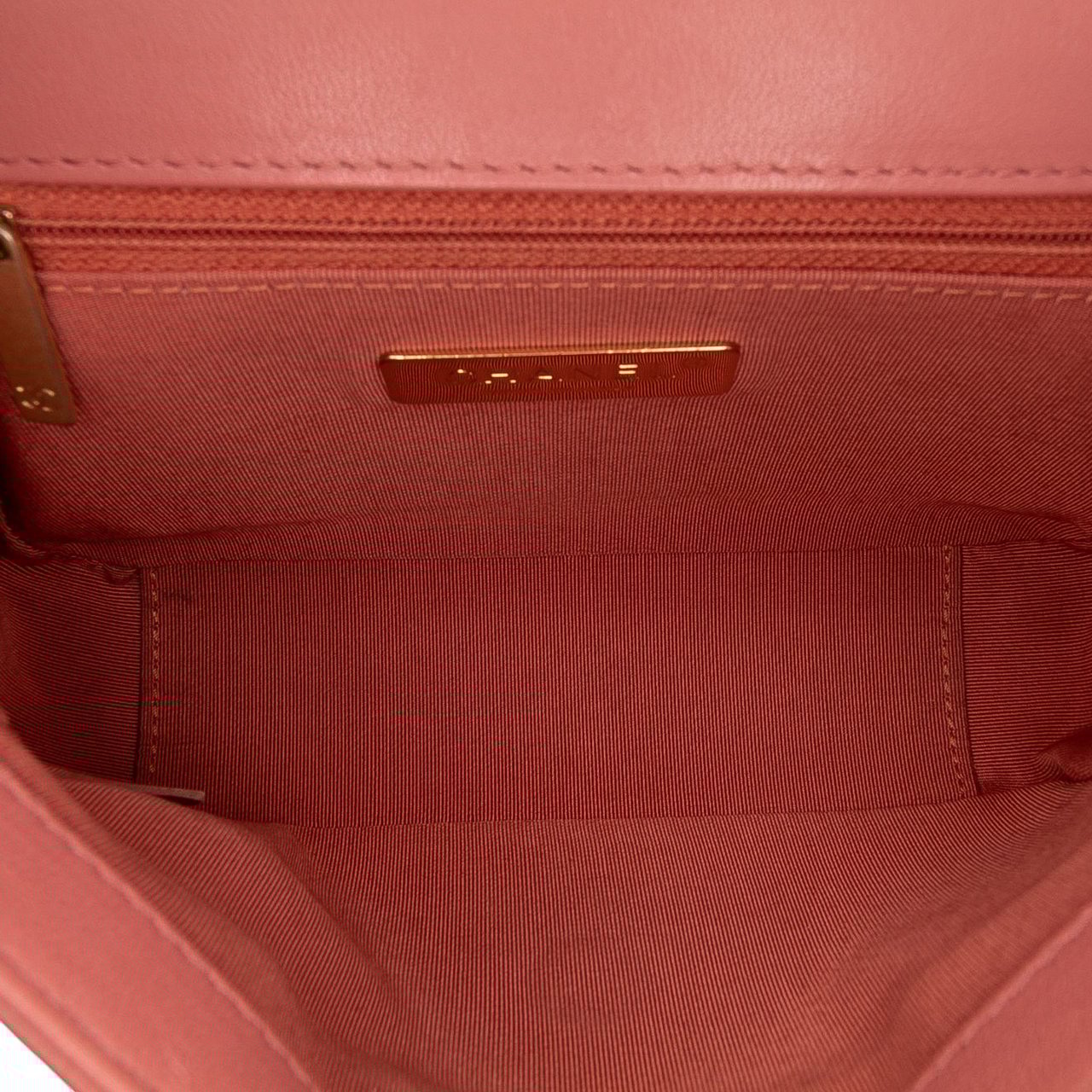 Chanel Quilted Lambskin Chain Infinity Top Handle Bag Roze