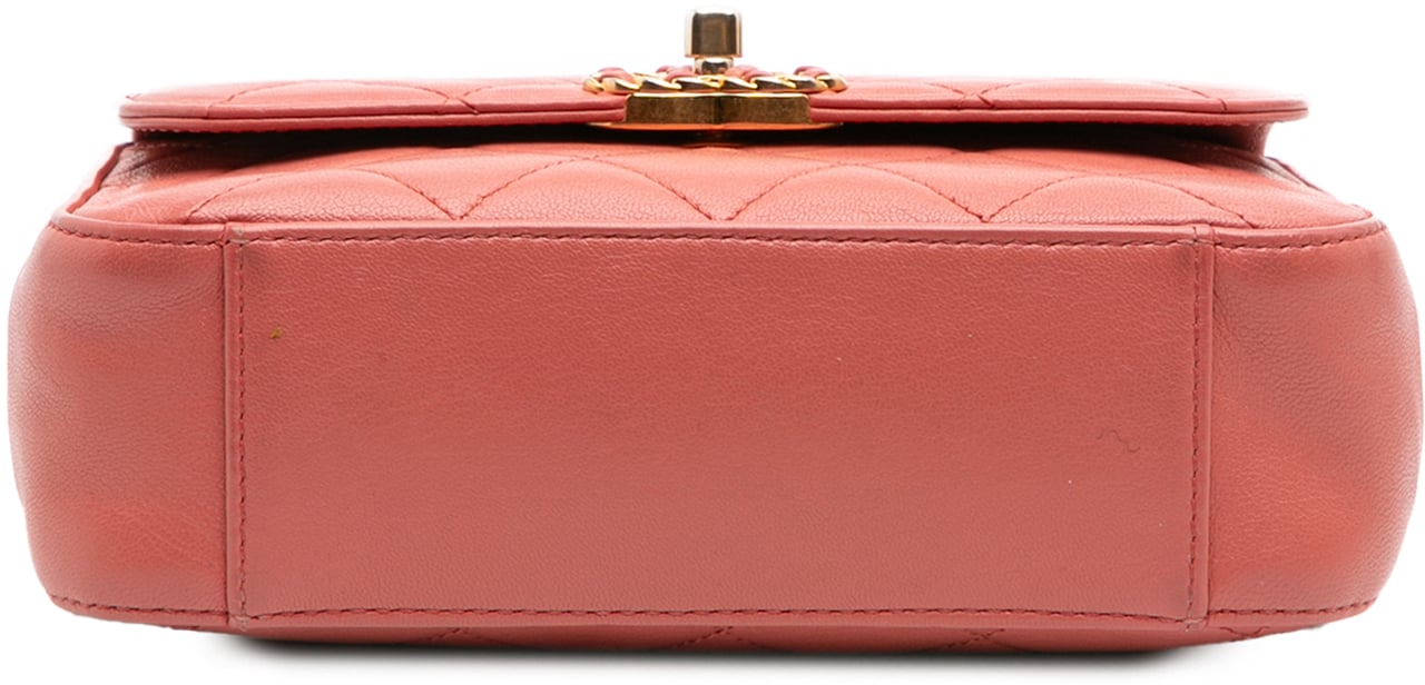 Chanel Quilted Lambskin Chain Infinity Top Handle Bag Roze
