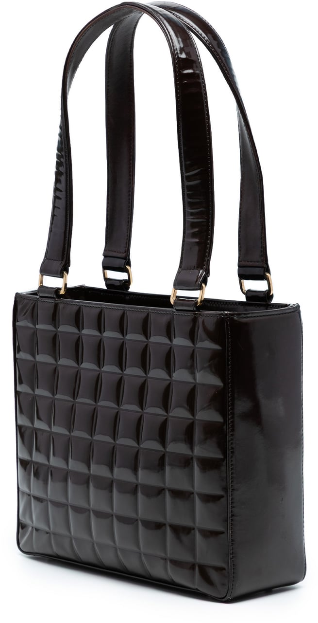 Chanel CC Chocolate Bar Patent Shoulder Bag Bruin