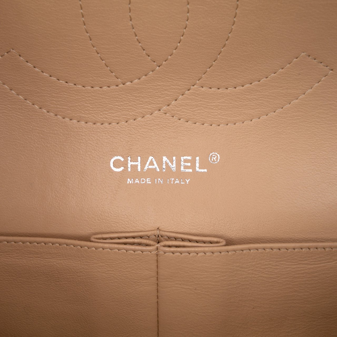 Chanel Jumbo Classic Caviar Double Flap Bruin