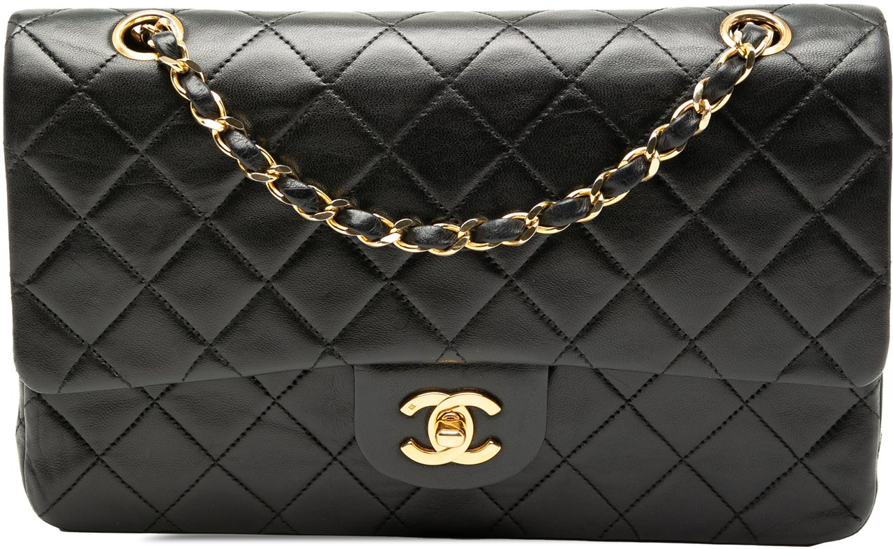 Chanel Medium Classic Lambskin Double Flap Zwart