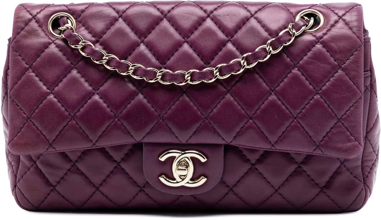 Chanel Medium Classic Lambskin Double Flap Paars