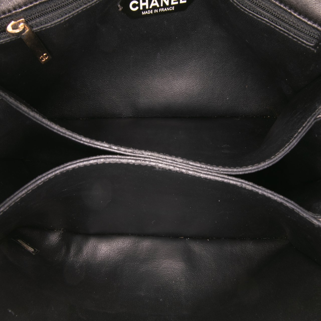 Chanel Quilted Lambskin Pagoda Accordion Flap Zwart