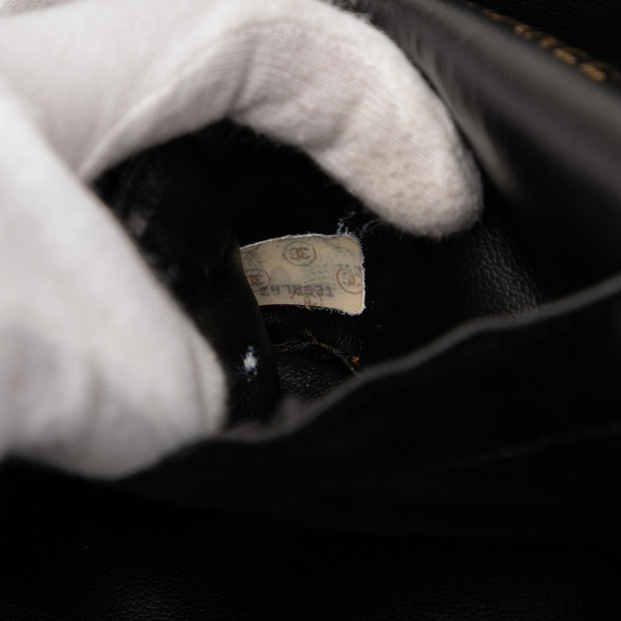 Chanel CC Caviar Vanity Bag Zwart