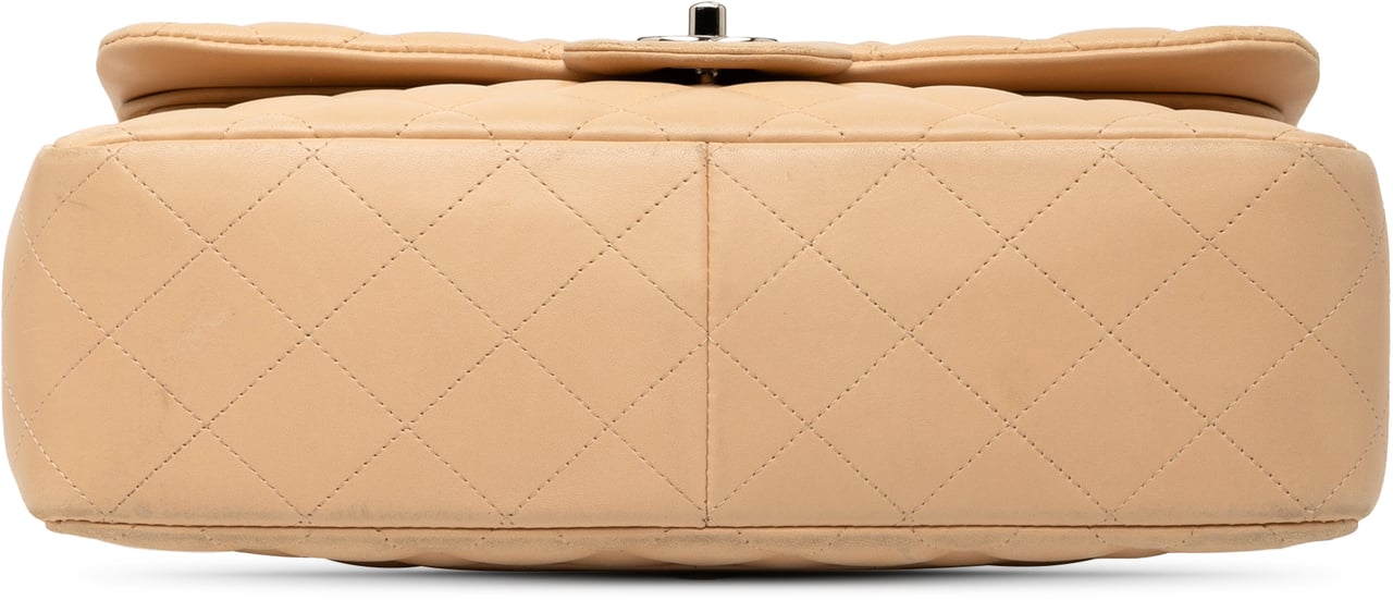 Chanel Jumbo Classic Lambskin Double Flap Bruin