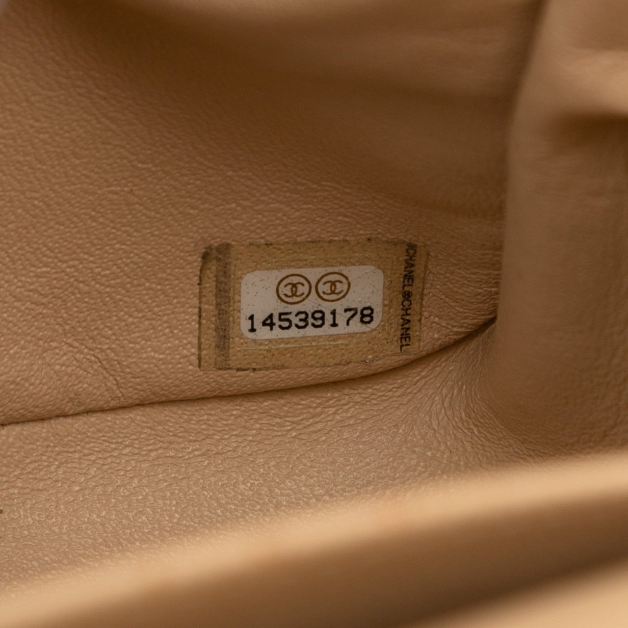 Chanel Jumbo Classic Lambskin Double Flap Bruin