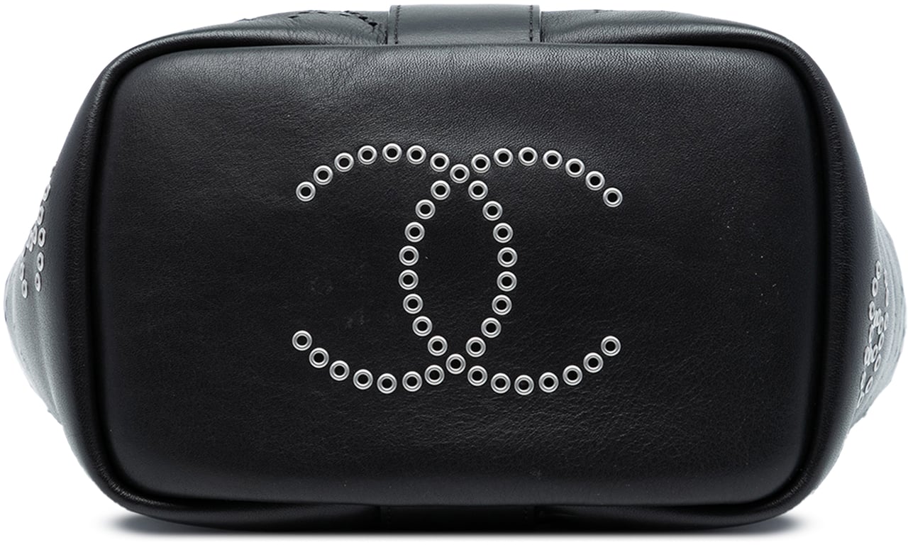 Chanel Small Perforated Calfskin Logo Eyelet Bucket Bag Zwart