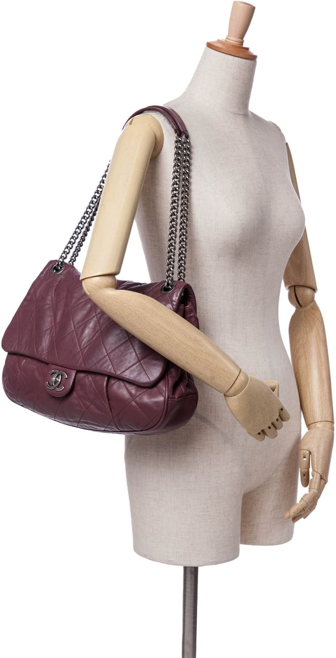 Chanel Quilted Calfskin Coco Pleats Flap Rood