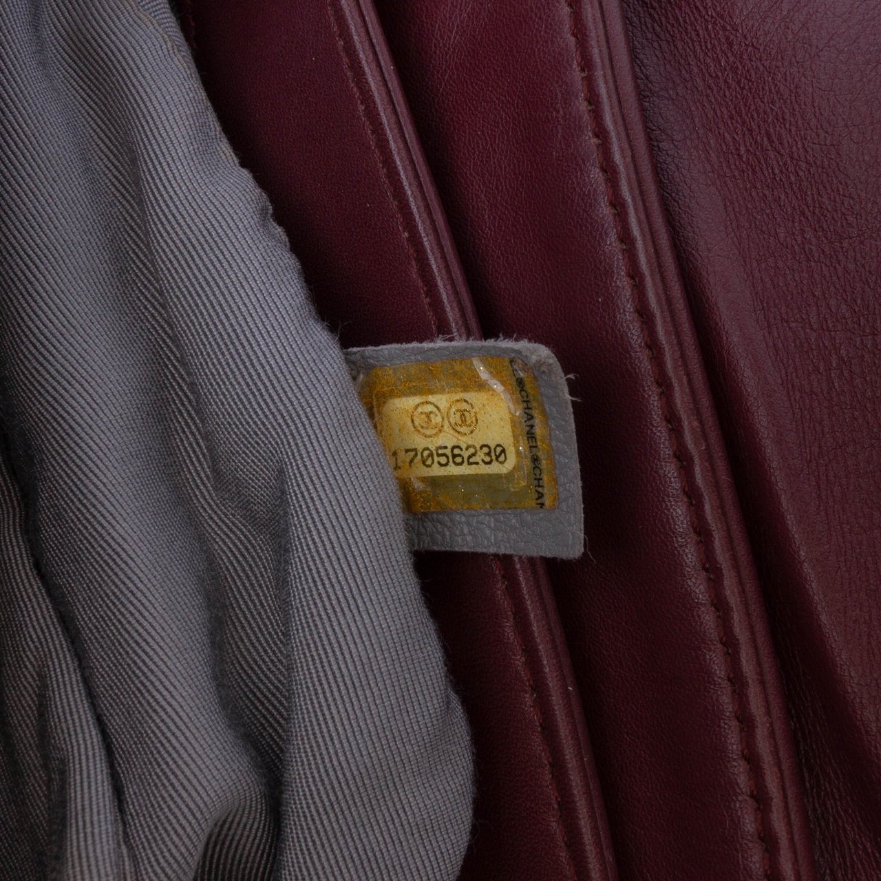 Chanel Quilted Calfskin Coco Pleats Flap Rood