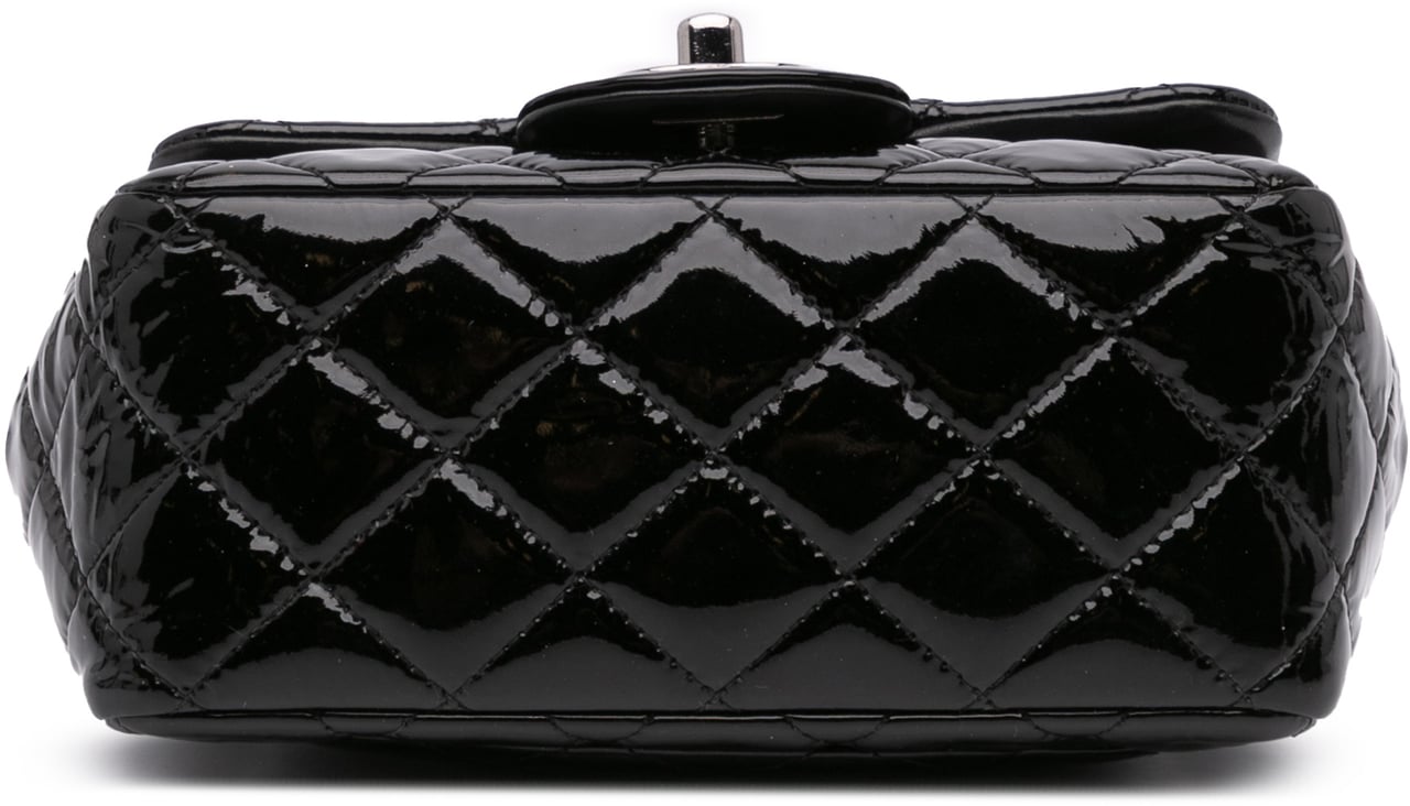 Chanel Mini Square Classic Patent Single Flap Zwart