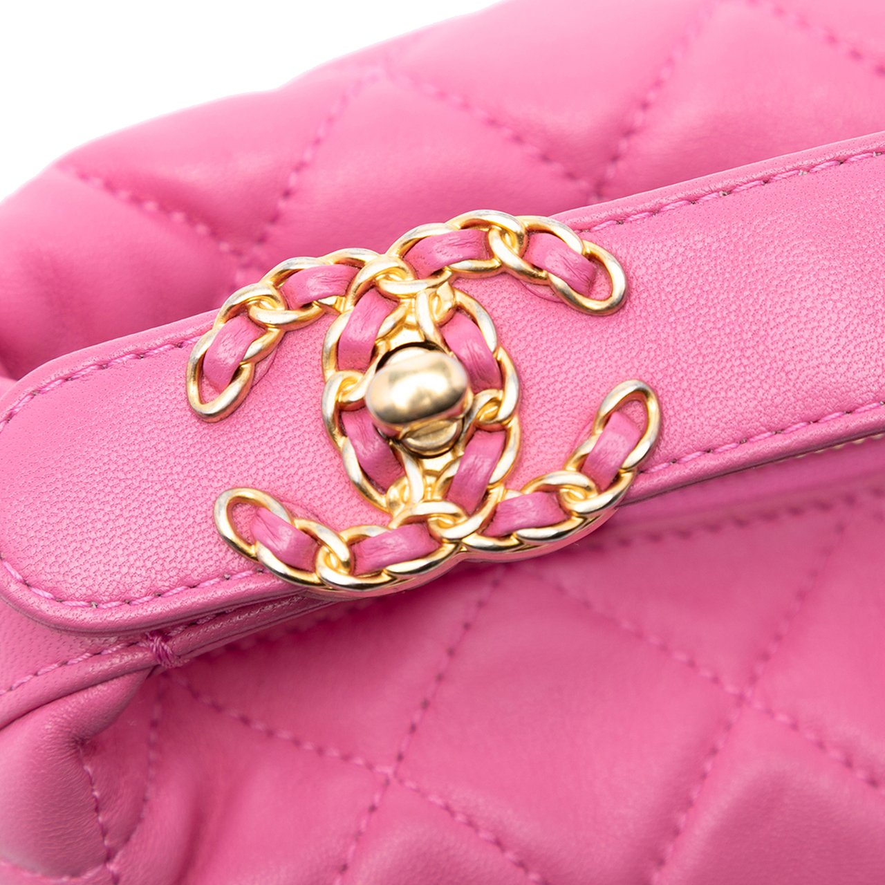 Chanel Small Quilted Lambskin Perfect Meeting Hobo Bag Roze