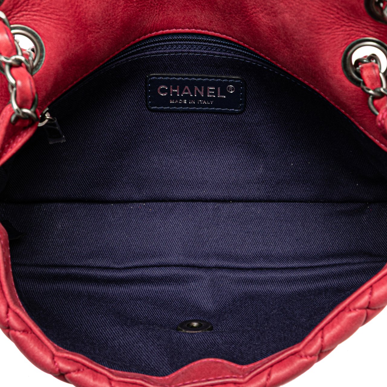 Chanel Small Iridescent Calfskin New Bubble Flap Rood