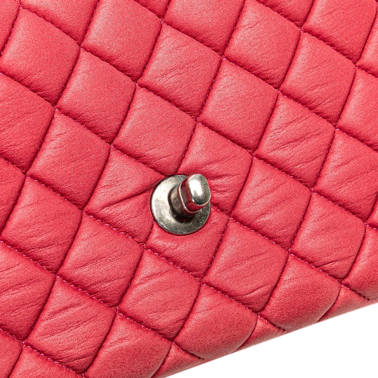 Chanel Small Iridescent Calfskin New Bubble Flap Rood