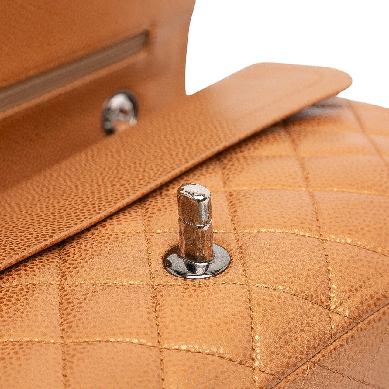 Chanel Medium Classic Metallic Caviar Double Flap Bruin